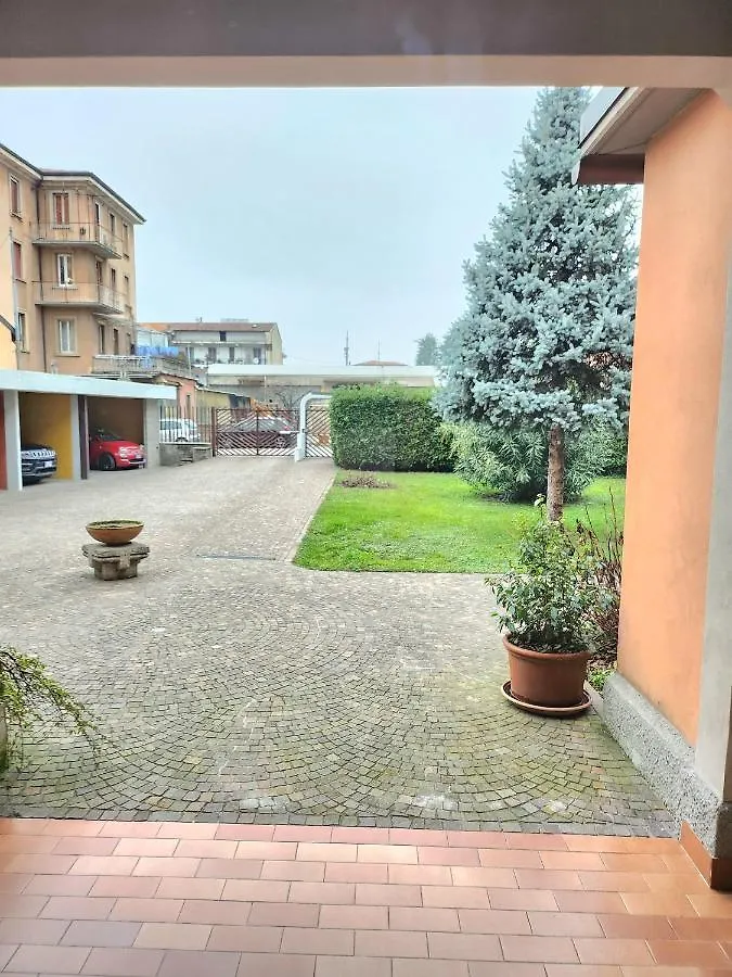 Comfort Accommodation Residence Bergamo 0*,